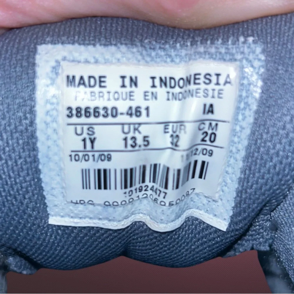 Nike Advantage Runner Boys Youth Shoes Size 1Y
